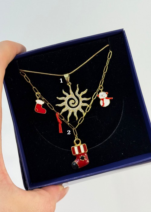 CHARMLI TASARIM KOLYE KOMBİN