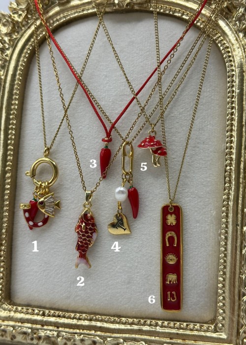 KİŞİSELLEŞTİRİLEBİLİR CHARM KOMBİN