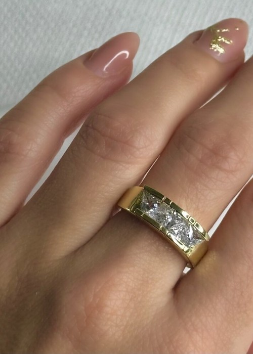 Gold Taşlı Yüzük